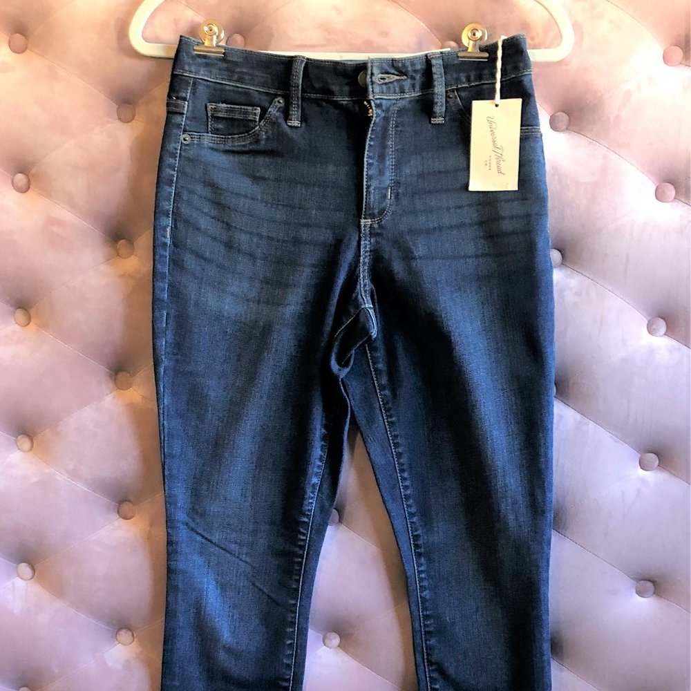 Universal Thread High Rise Jegging